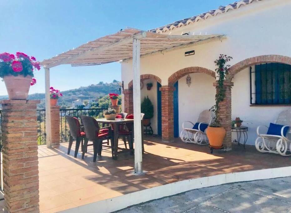 Villa En Frigiliana Con Piscina Y Jacuzzi Dış mekan fotoğraf