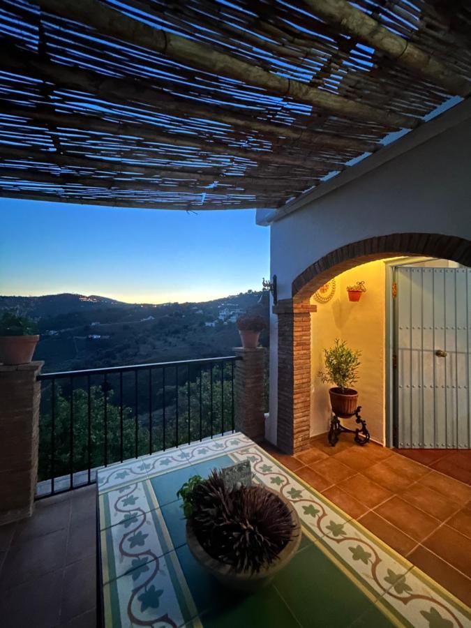 Villa En Frigiliana Con Piscina Y Jacuzzi Dış mekan fotoğraf